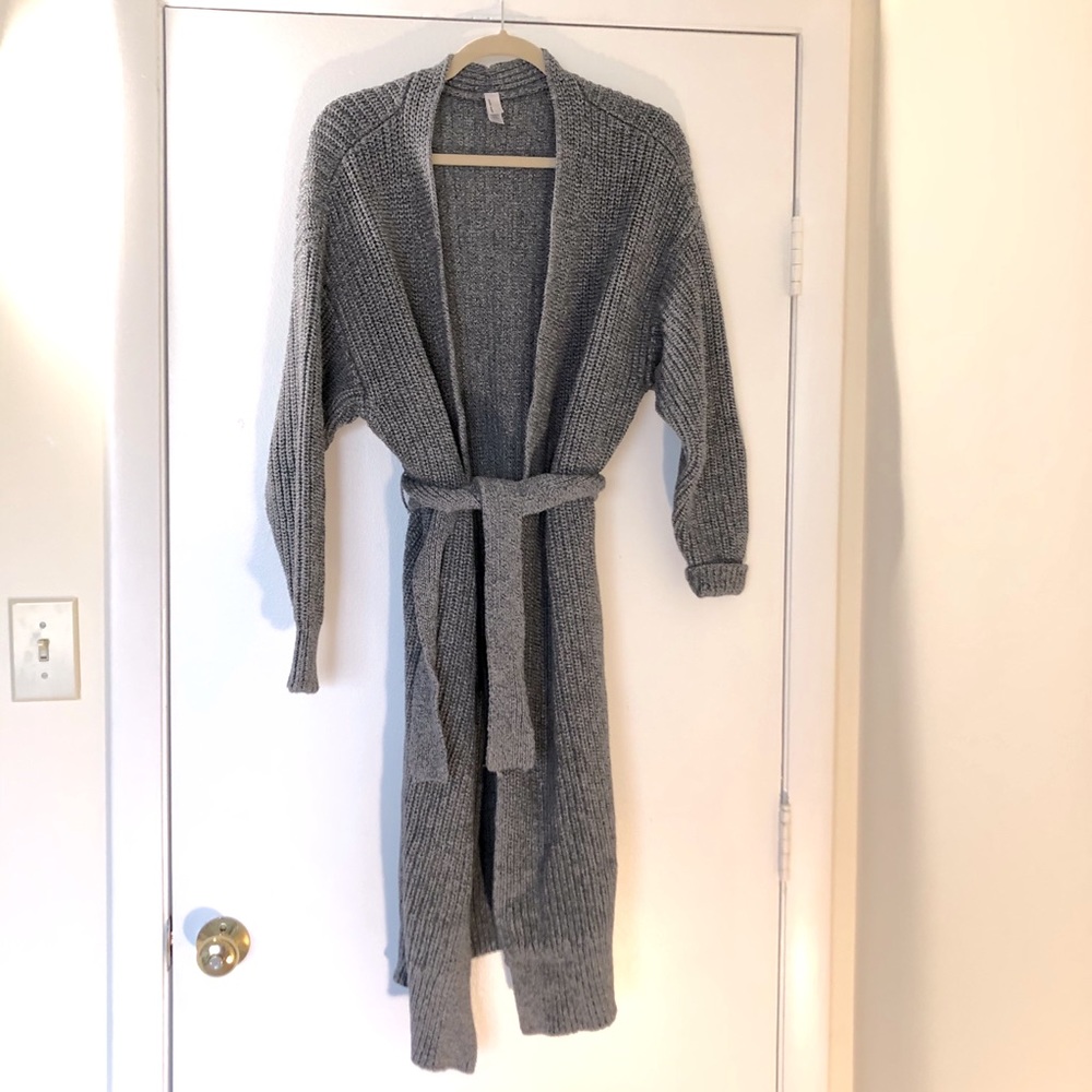 ❌SOLD❌ Grey American Apparel Cardigan